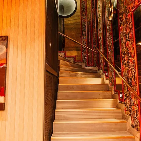 De Reve Galata-special Class מלון 4*